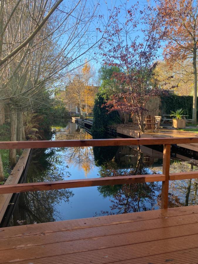 Casa Aan De Plas, B&B Met Sauna En Hottub Of Jacuzzi Nieuwkoop エクステリア 写真
