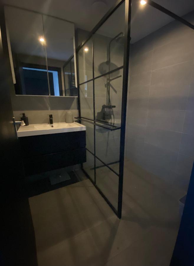Casa Aan De Plas, B&B Met Sauna En Hottub Of Jacuzzi Nieuwkoop エクステリア 写真