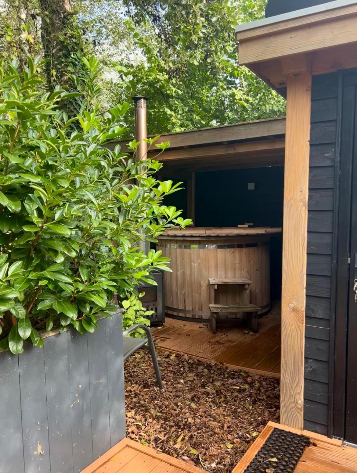 Casa Aan De Plas, B&B Met Sauna En Hottub Of Jacuzzi Nieuwkoop エクステリア 写真